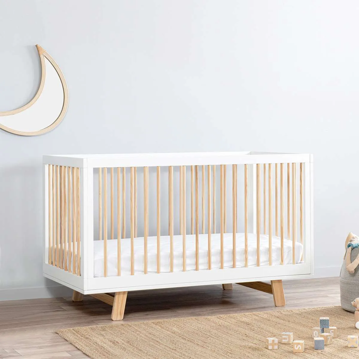 Aspen White Natural Four Piece Nursery Set Mocka