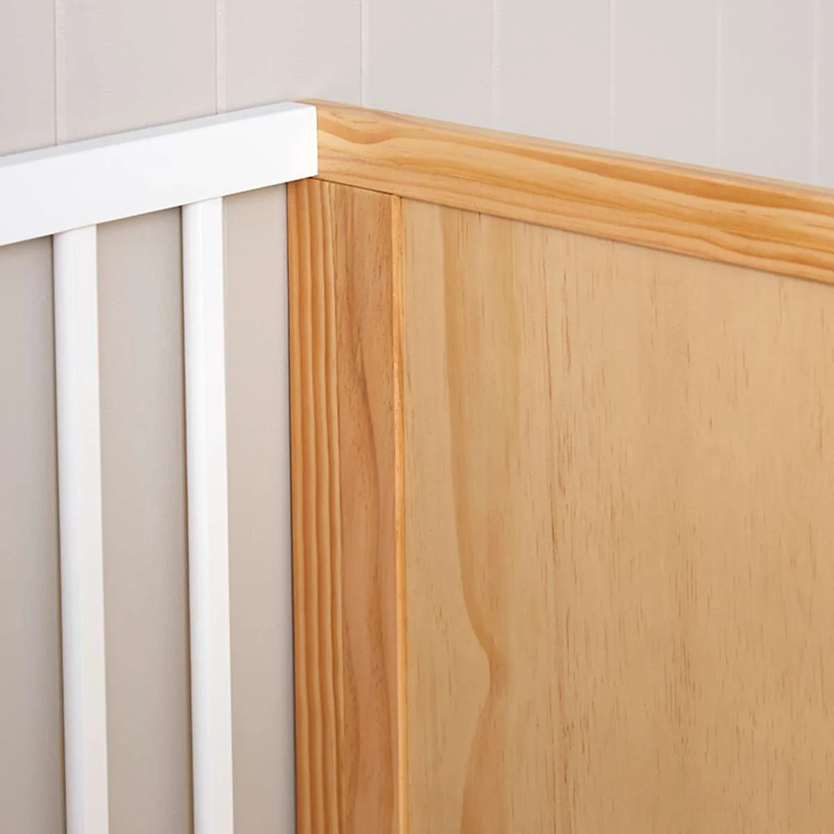 Aspiring Classic Cot - White/Natural Mocka