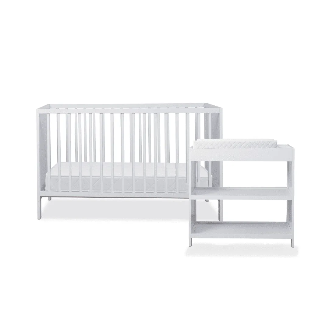 Aspiring White Four Piece Set Mocka