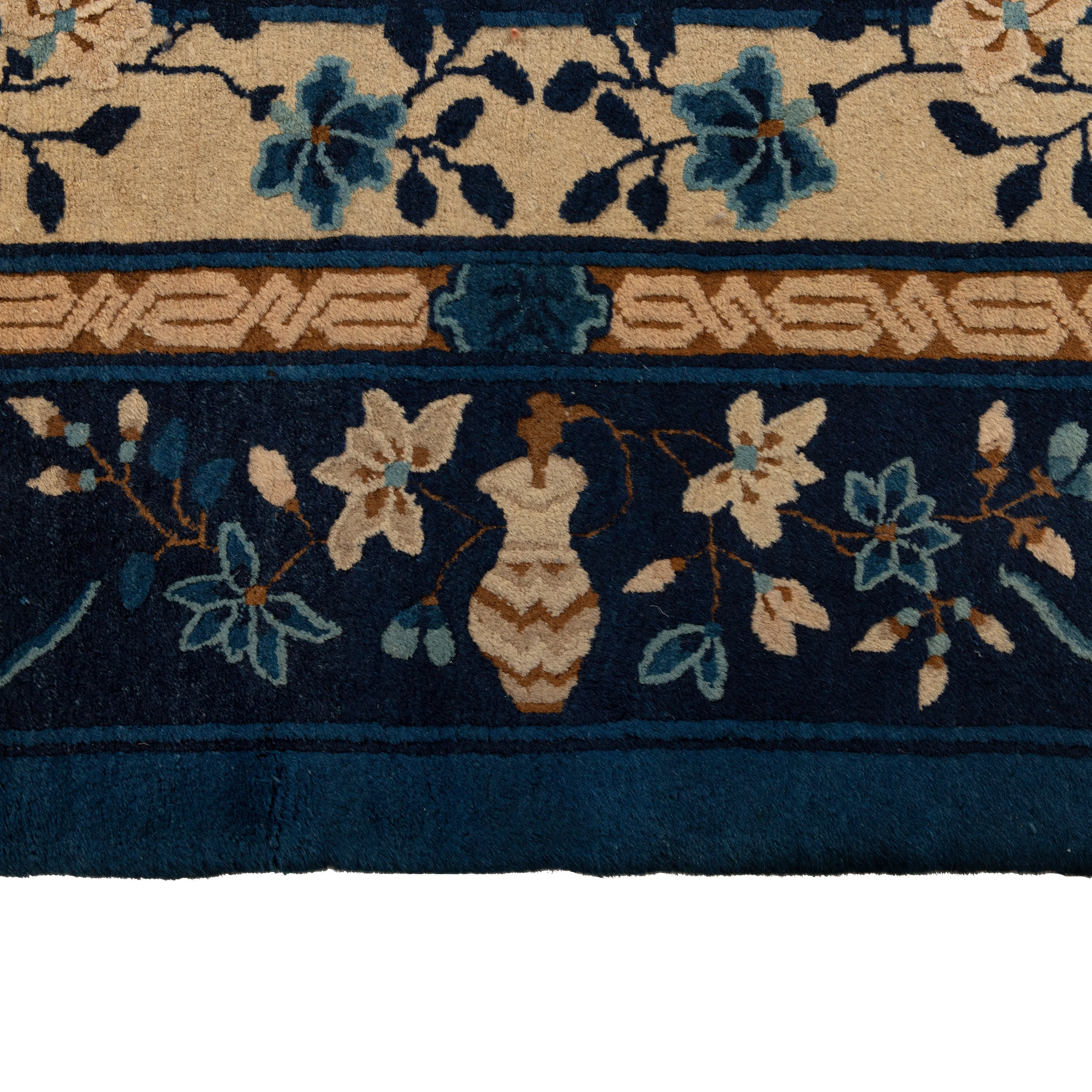 Blue Traditional Wool Rug - 8'3" x 11'11"