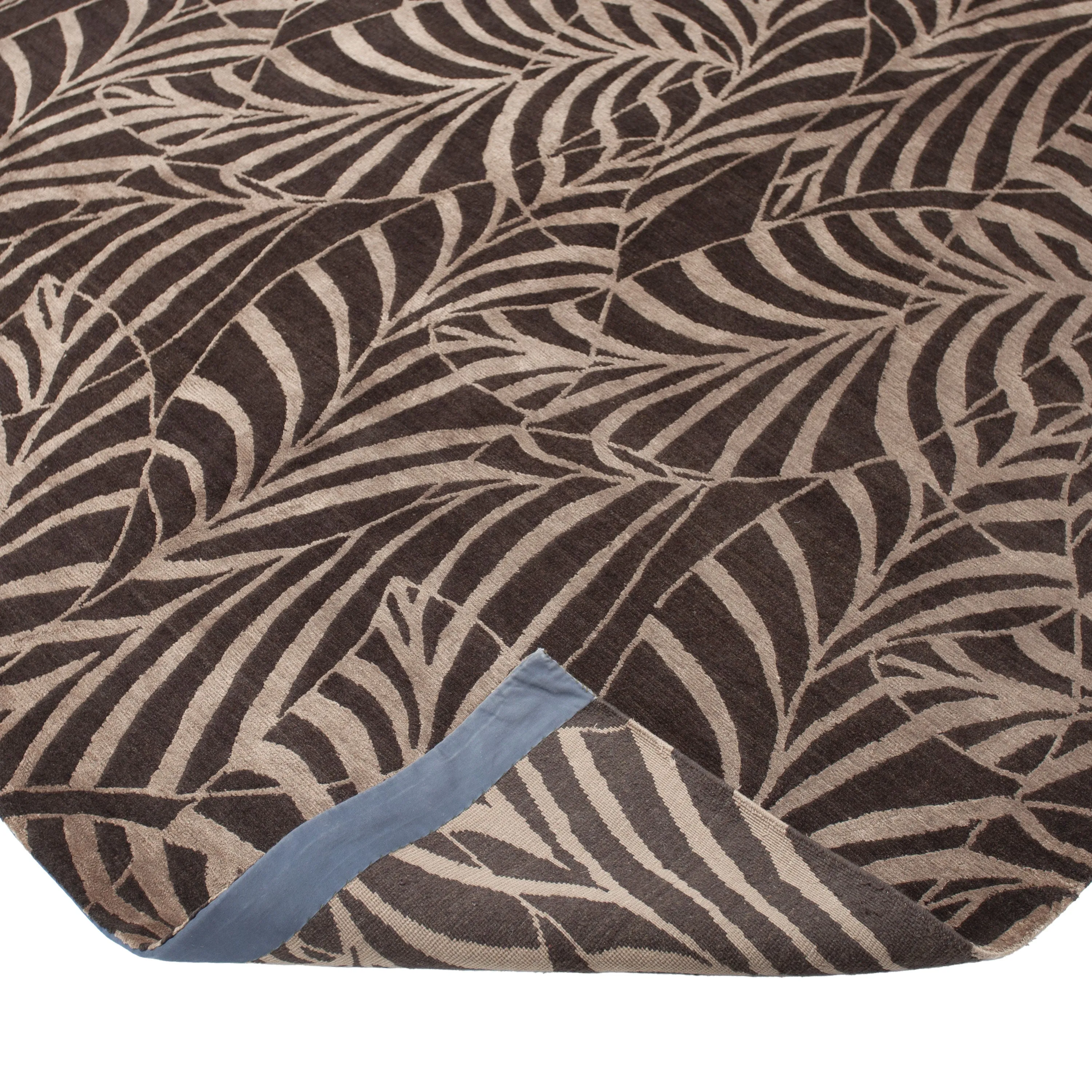 Brown Contemporary Wool Silk Blend Rug - 9' x 12'