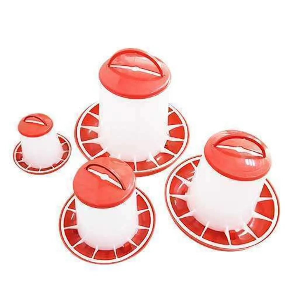 Chicken Feeder 1kg (2.5 x 18.1 x 15.5cm)