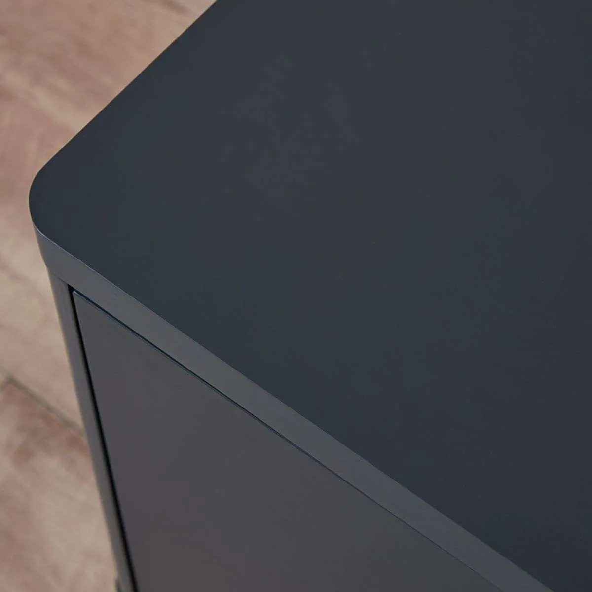 Oslo Entertainment Unit - Ink Mocka