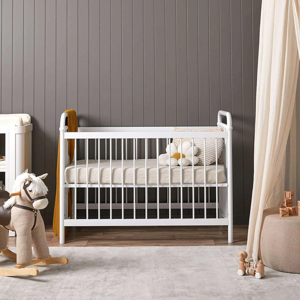 Sonata White 3-in-1 Cot Conversion Bundle Mocka