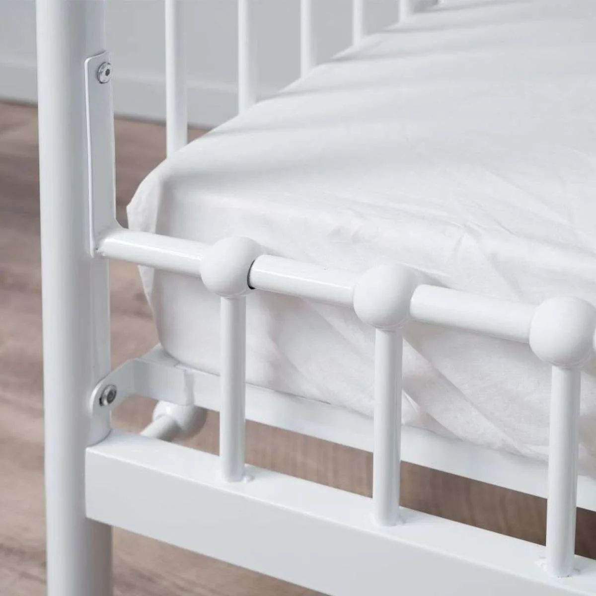 Sonata White 3-in-1 Cot Conversion Bundle Mocka