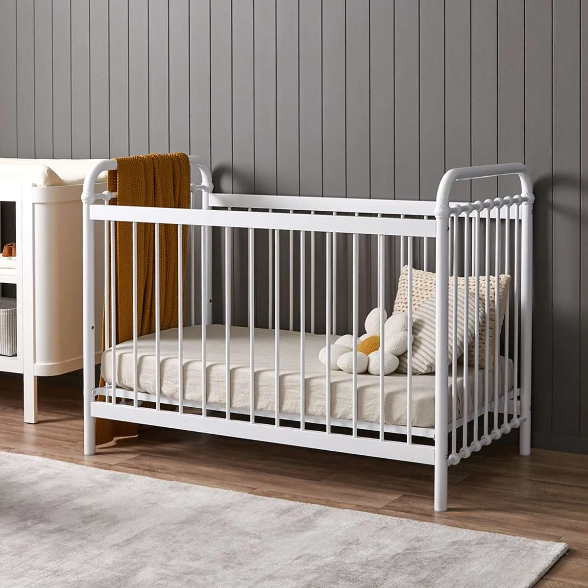 Sonata White 3-in-1 Cot Conversion Bundle Mocka