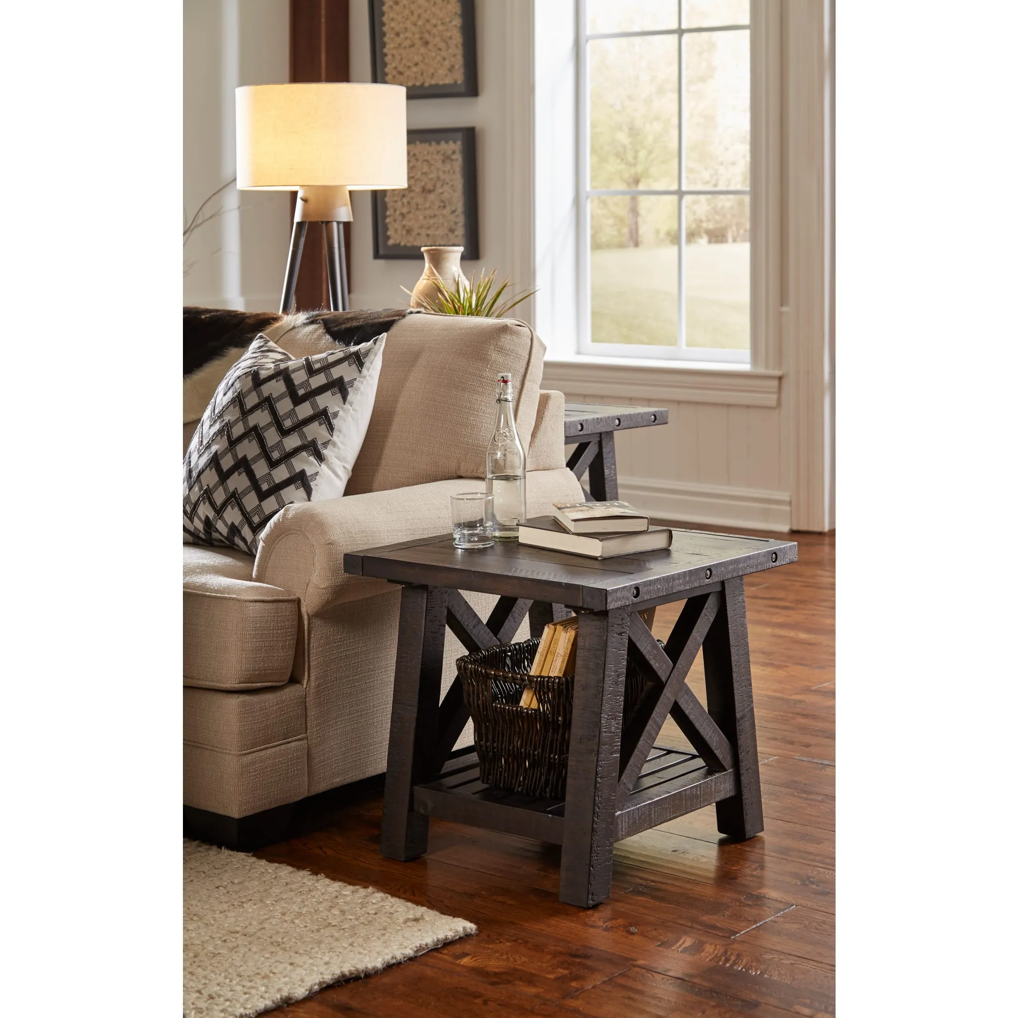 Yosemite Solid Wood Side Table in Cafe Modus